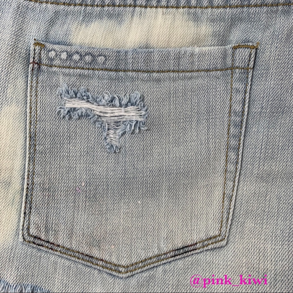 Blank NYC Little Queenie Distressed Shorts - Picture 7 of 8